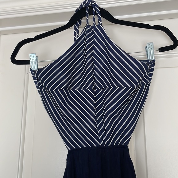 Mid length navy blue and white dress - Picture 2 of 9